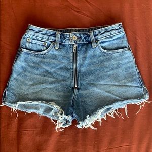 Abercrombie & Fitch Annie High Rise Short